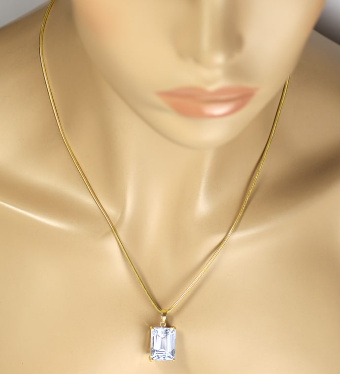 Foto 4 - Riesiger Aquamarin im Emerald Cut an Goldkette, S2854